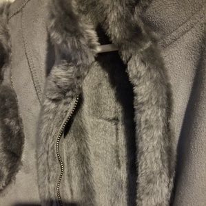 Gray Sleeveless Vest